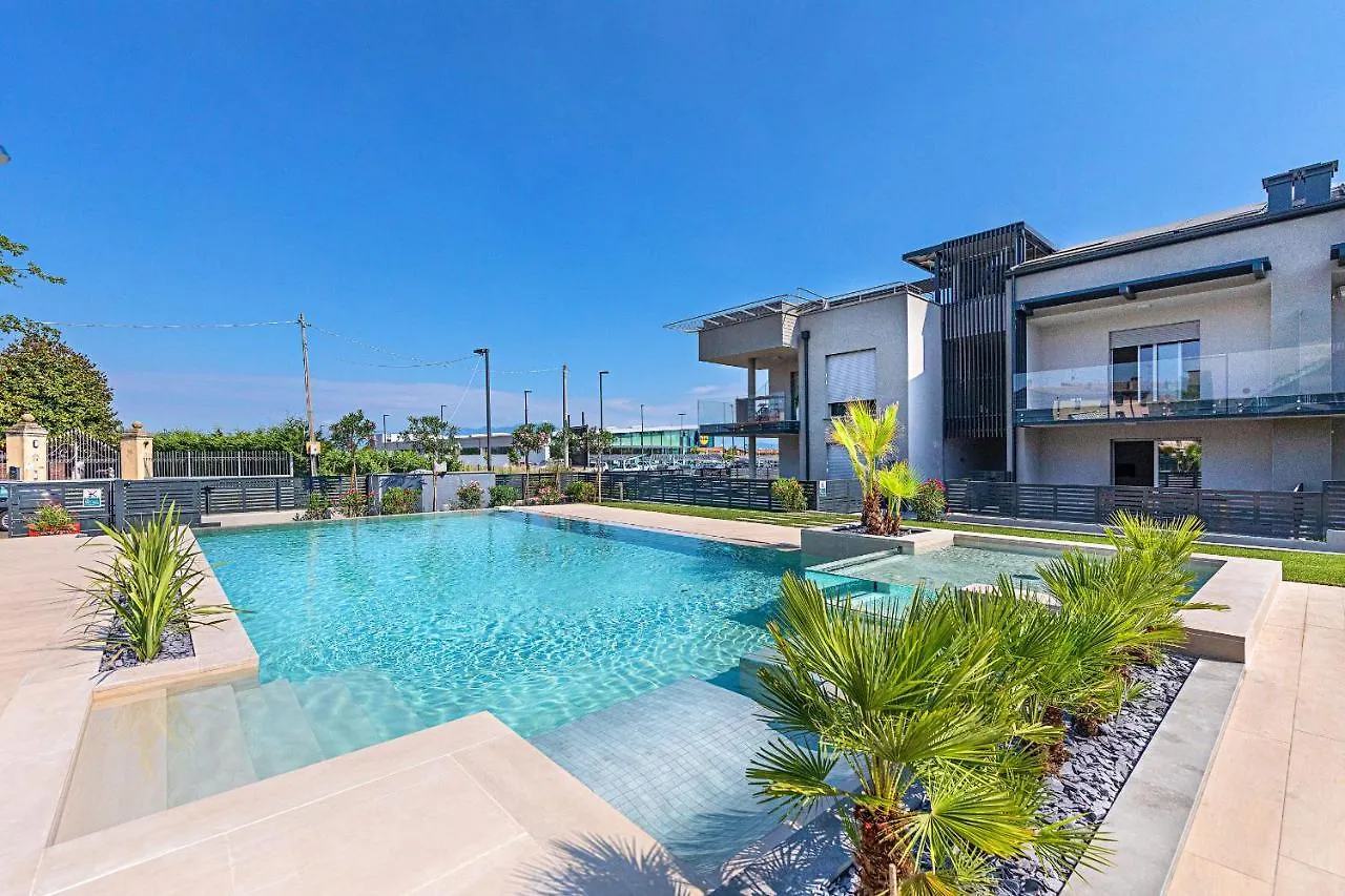 Una Terrazza Sul Lago A2 Con Piscina By Wonderful Italy Apartment Peschiera del Garda